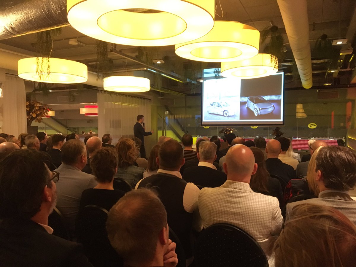 Vanmorgen extra vroeg om naar <a href="/24Uinbedrijf/">24 uur in bedrijf</a> startup: verhaal van <a href="/Drive_Amber/">Amber</a> en andere ondernemers aan de tafel. Ook #LifePlanning !