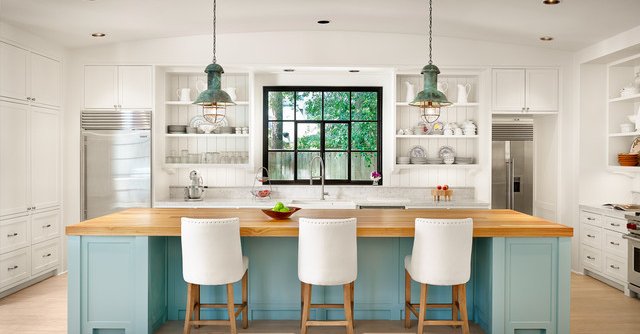 KatieSells4U's tweet photo. Houzz TV: Let’s Go Island Hopping https://t.co/L4VxFBAYMU https://t.co/m6cfgjqrKf