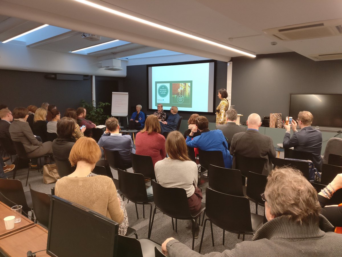 Rohkeat aamukahvit vaalien kulisseissa. Ludviginkadun lavalla Keskustan, Kokoomuksen ja SDP:n viestintäpäälliköt avaavat vaalikevään suunnitelmia viestintäväelle. #keskusta #kokoomus #sdp  #framillafinland