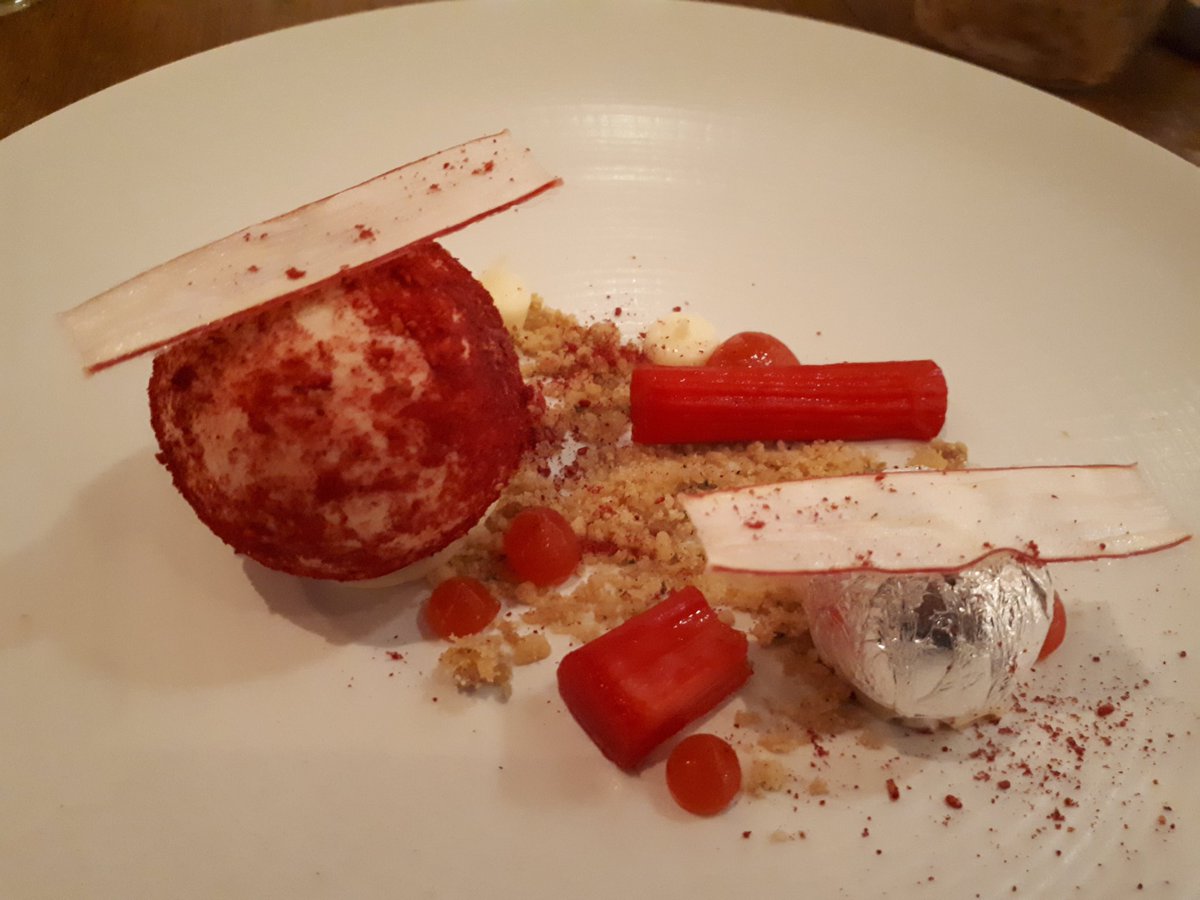 MichelinGuideUK's tweet photo. Dinner at the intimate #Condita restaurant by @conortoomey80 and his team
An exciting addition to the #Edinburgh dining scene https://t.co/GF3RWevQcA