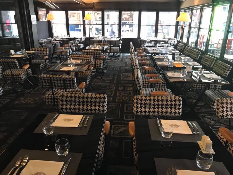 Tic tac, tic tac ⏰
Vous entendez ? Il est bientôt midi !
L’heure du déjeuner, l’heure d’abandonner ses dossiers pour une parenthèse gustative entre collègues.
On vous attend 😋