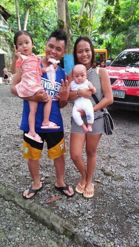 MaryJoyJava1's tweet image. Family picture!😊❤👪
Lovlov😘