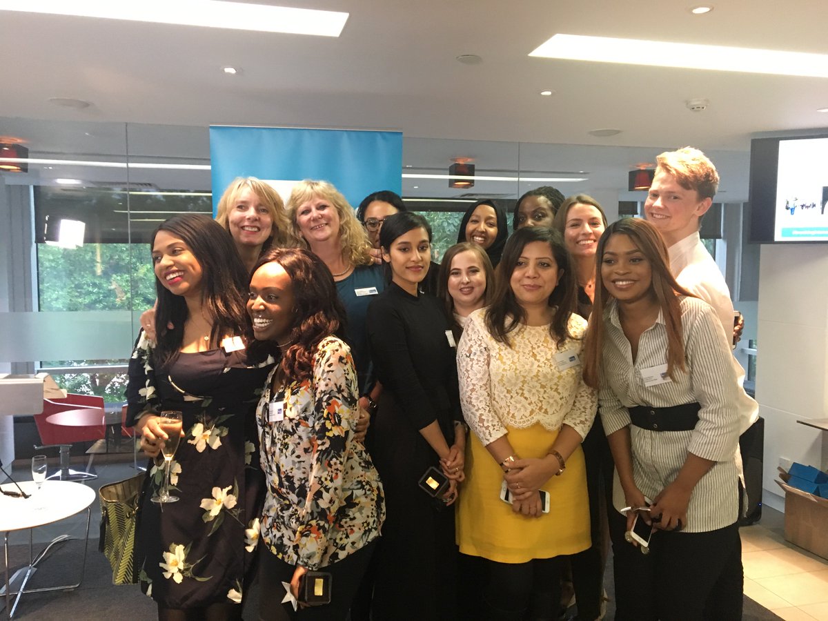 GuyPhillipsITV's tweet photo. Want to be a journalist working with our team in regional news to create your own report? Apply to @Media_Trust's #BreakingIntoNews scheme in partnership with @itvnews. Deadline is 5th April https://t.co/p9MWaxJzi2. Previous finalists have loved it - you could be one of them. https://t.co/TIPCL6sNyn