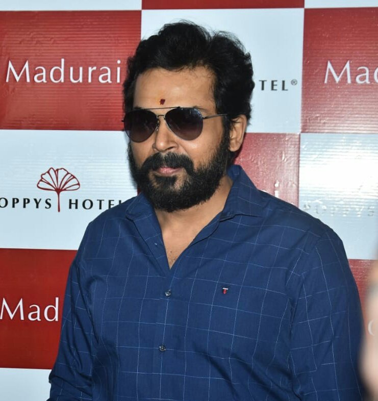 KarthiFans24x7's tweet image. Thalaivaaaa Marana Waiting For #DevFDFS...

#DevFromFeb14 #Dev