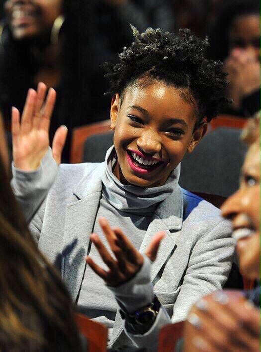 HamidahKha's tweet photo. #AwiloLiveInKampala .papa used to make us have a dancing competition to his tunes. And the winner would be given 100shs. https://t.co/EEdfSlfcfk