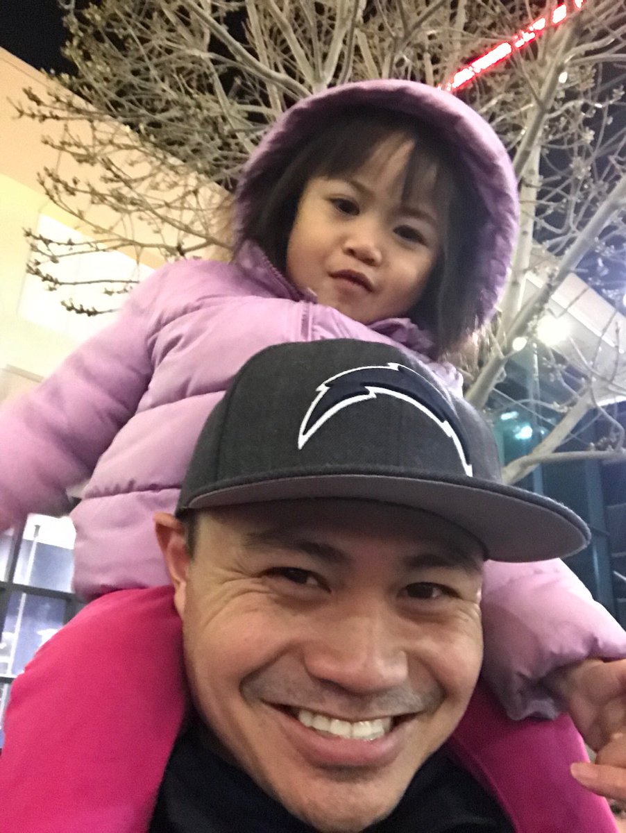 sdjoe21's tweet photo. Good times #DTSummerlin #LunarNewYear #YearofthePig https://t.co/Ol7GFEu32Q