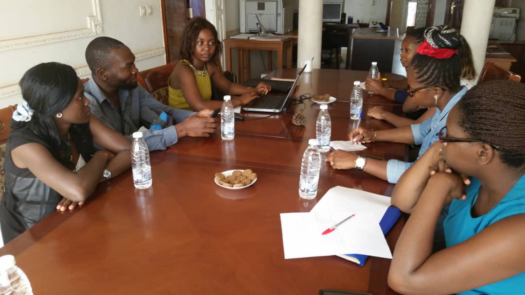 isahitcom's tweet photo. Notre huber Irène de Yaounde (Cameroun) a organisé un meet-up avec certaines de nos hiteuses afin de leur permettre d'échanger et de se rencontrer pour bien démarrer l'année. But : partager ensemble pour atteindre les mêmes objectifs ! #ImpactSourcing #WomenEmpowerment https://t.co/lzzj4gFePD