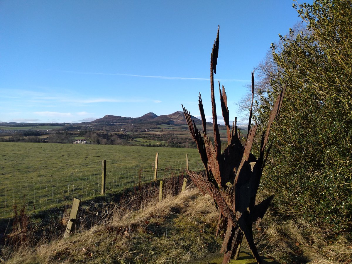 EildonRamblers's tweet photo. Want to have regular varied #walks in the #Lovely #ScottishBorders ? Why not join us fortnightly on Saturday and once a month on Sunday? Walk details on https://t.co/Axt4yJuVar  @ramblersscot @L_B_Ramblers @MelrosePaths @VisitScotland @BordersInfo #getoutside https://t.co/0qxxHBDauT