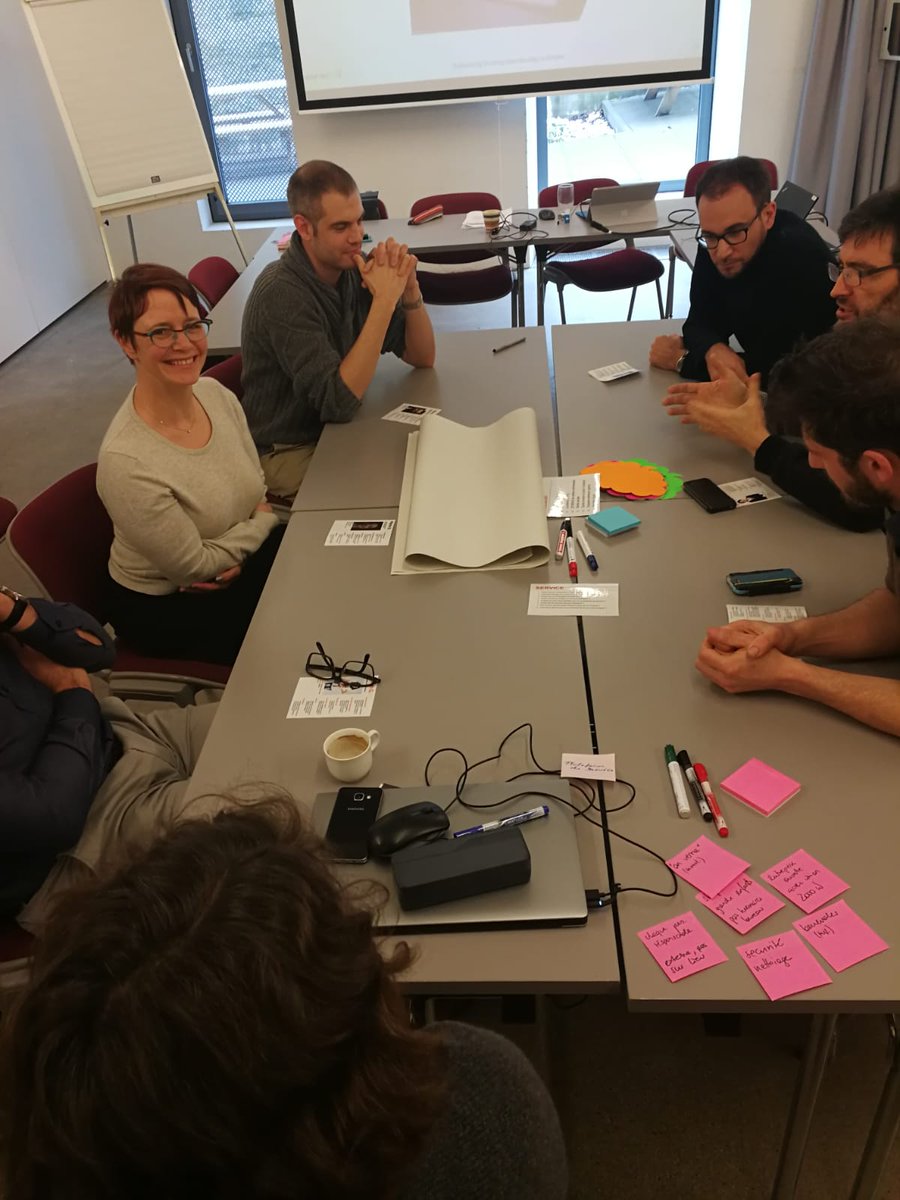 inspire529's tweet photo. Jeudi passé, nous avons traité le sujet du #CommunityBuilding avec des conseillers des sites à #2000watts à Lausanne à travers des activités intéressantes et amusantes. Merci à tous pour la vive participation! @site2000watts @citeenergie_ch @EnergieSchweiz https://t.co/dEaEsBQ3rs