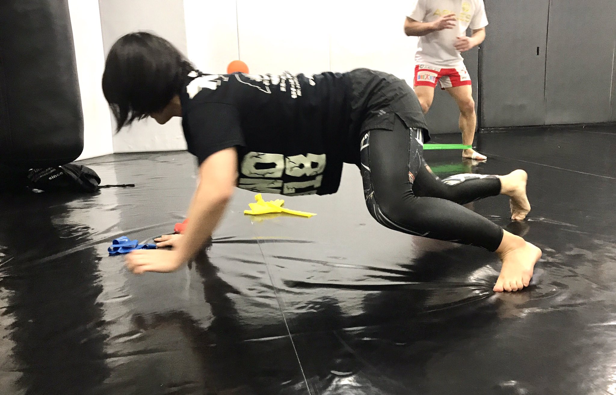 仮面女子 公式ツイッター 川村虹花 これは何のトレーニング T Co Iqmxcg232t Twitter