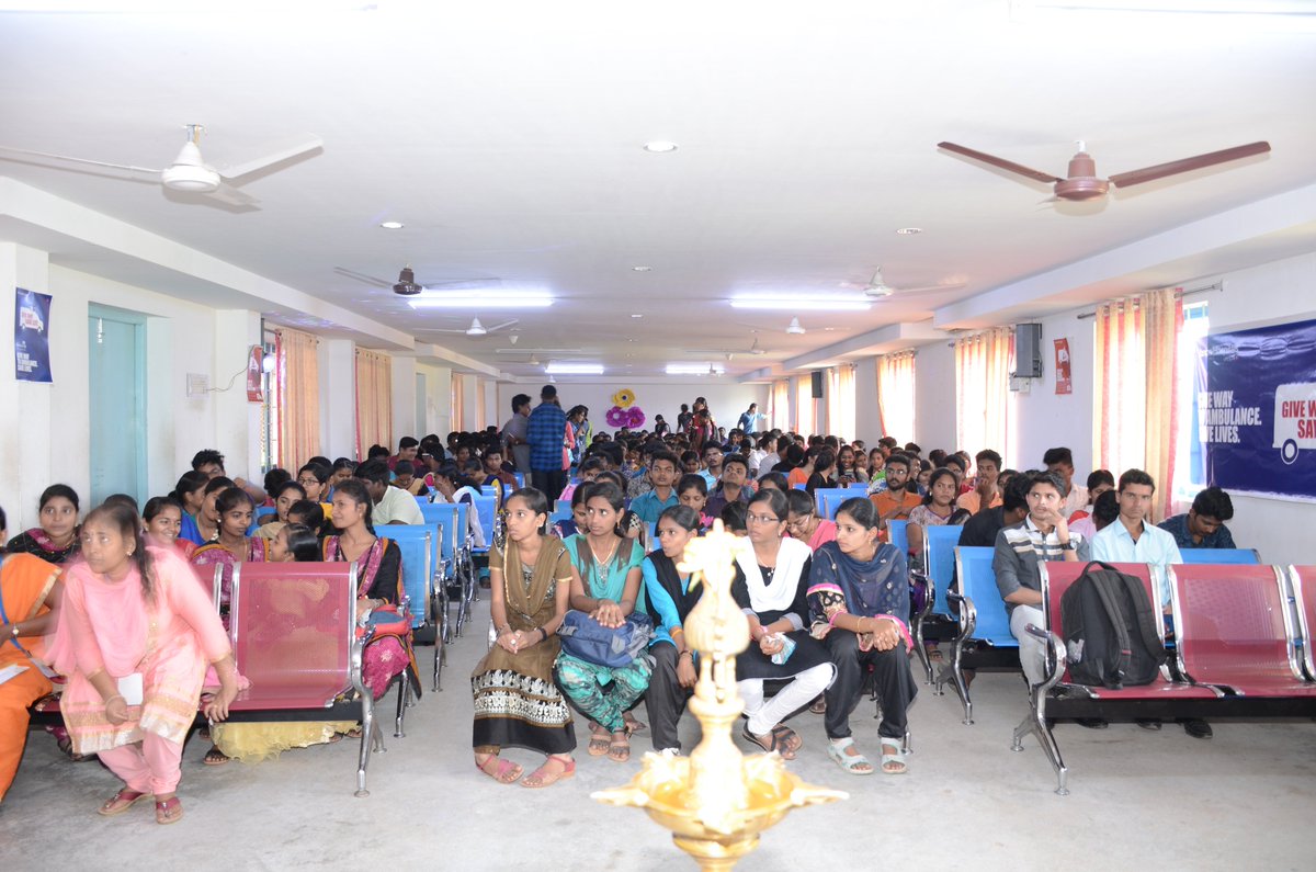 psathishsivam's tweet photo. #Developerfestsalemconnect organized by #i18nsolutions https://t.co/hiSwlmCZrZ