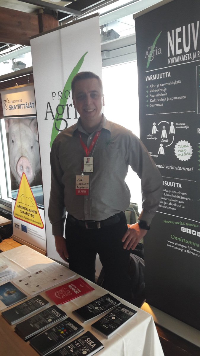 Atrian Liha-akatemia käynnistymässä. Ständi ja asiantuntija valmiudessa. #ProAgria