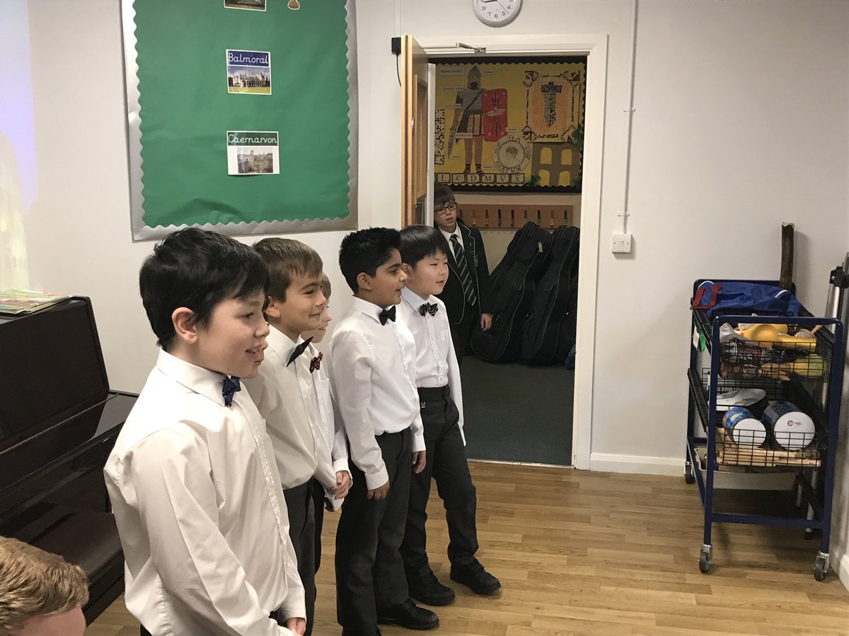 MrBTeach_'s tweet photo. What a performance from 3AB this morning! Well done to  the wonderful boys in 3AB, you were fantastic. Also, a big thank you to everyone who joined us on our Roman time travel adventure! @SHSBoysPrep @SallyRalphSHS @SallywJohnston #westendperformance https://t.co/XXNZAEXWRd