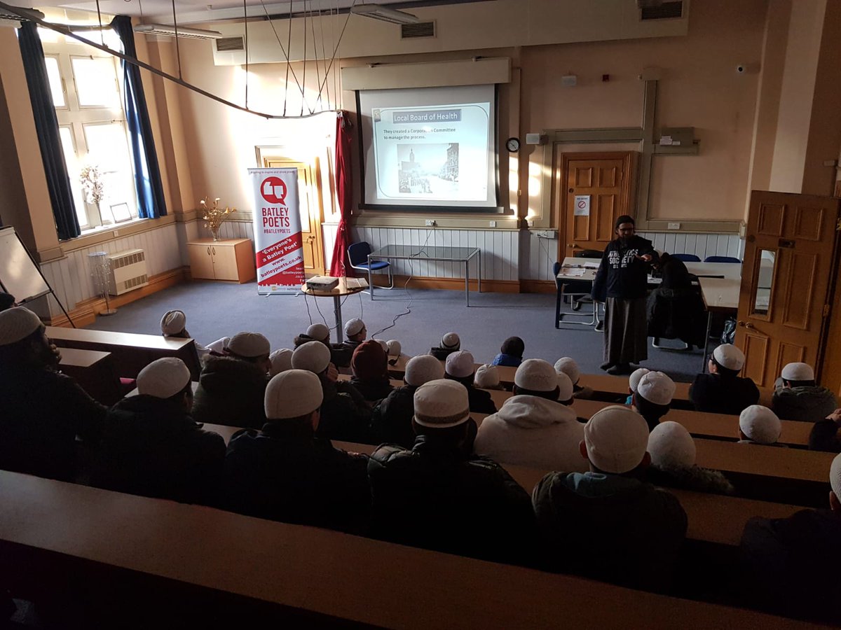 Students enjoyed learning about the history of Batley with <a href="/BatleyPoets/">Batley Poets</a>. 
Looking forward to some fantastic poems by our upcoming poets at Cambridge Street School!