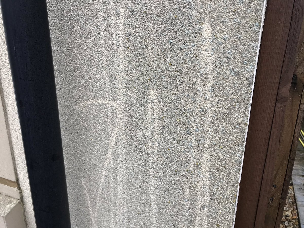 ACleanerGroup's tweet image. DIY pressure washing on render is never a good idea. Poor results and permanent damage. Protect your investment and use a professional #rendercleaning #Somerset