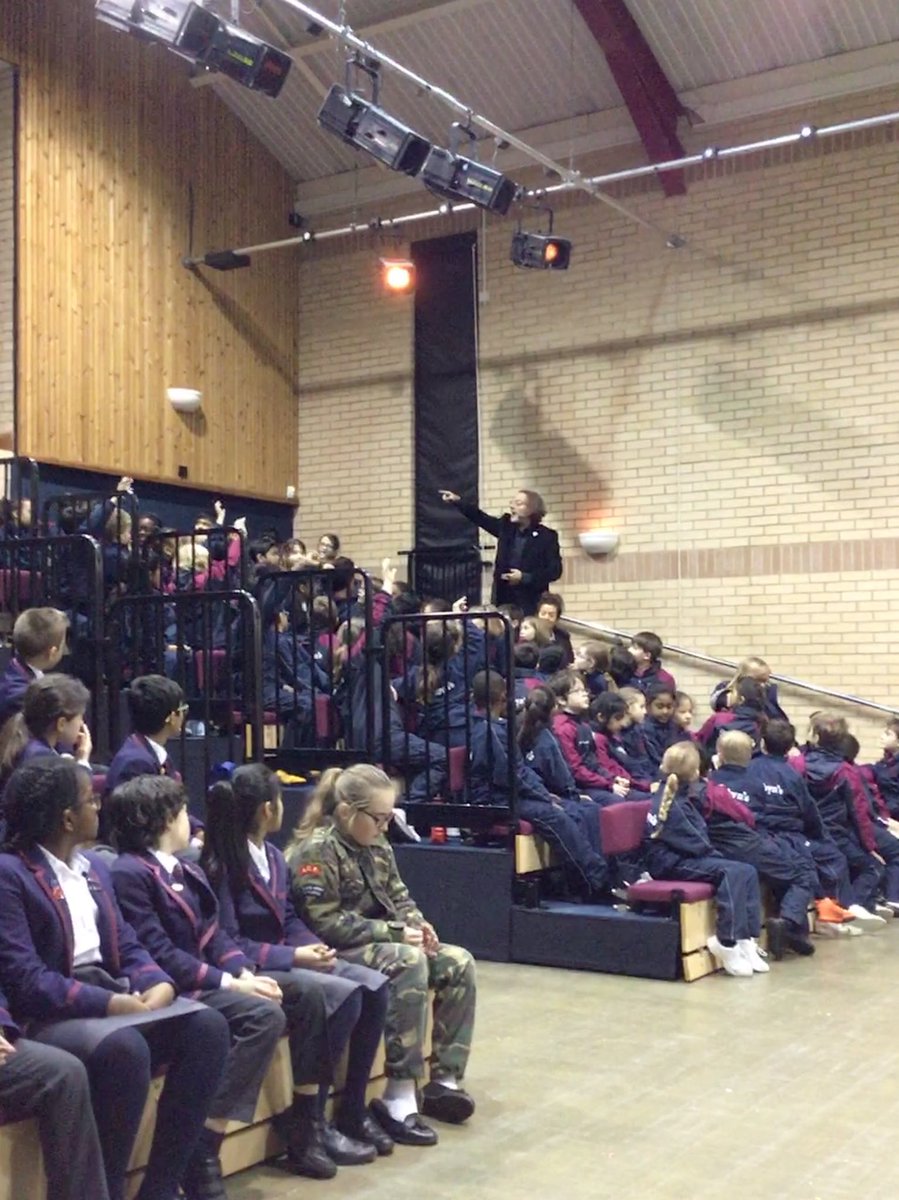 StAubynsLibrary's tweet photo. This afternoon @whatSFSaid is inspiring our year 4-8 pupils to reach for the stars while talking about his excellent books #VarjakPaw #TheOutlawVarjakPaw and #Phoenix
#10YearsoftheLibrary #10thAnniversary #GreatSchoolLibraries https://t.co/RuZtzqsqrh