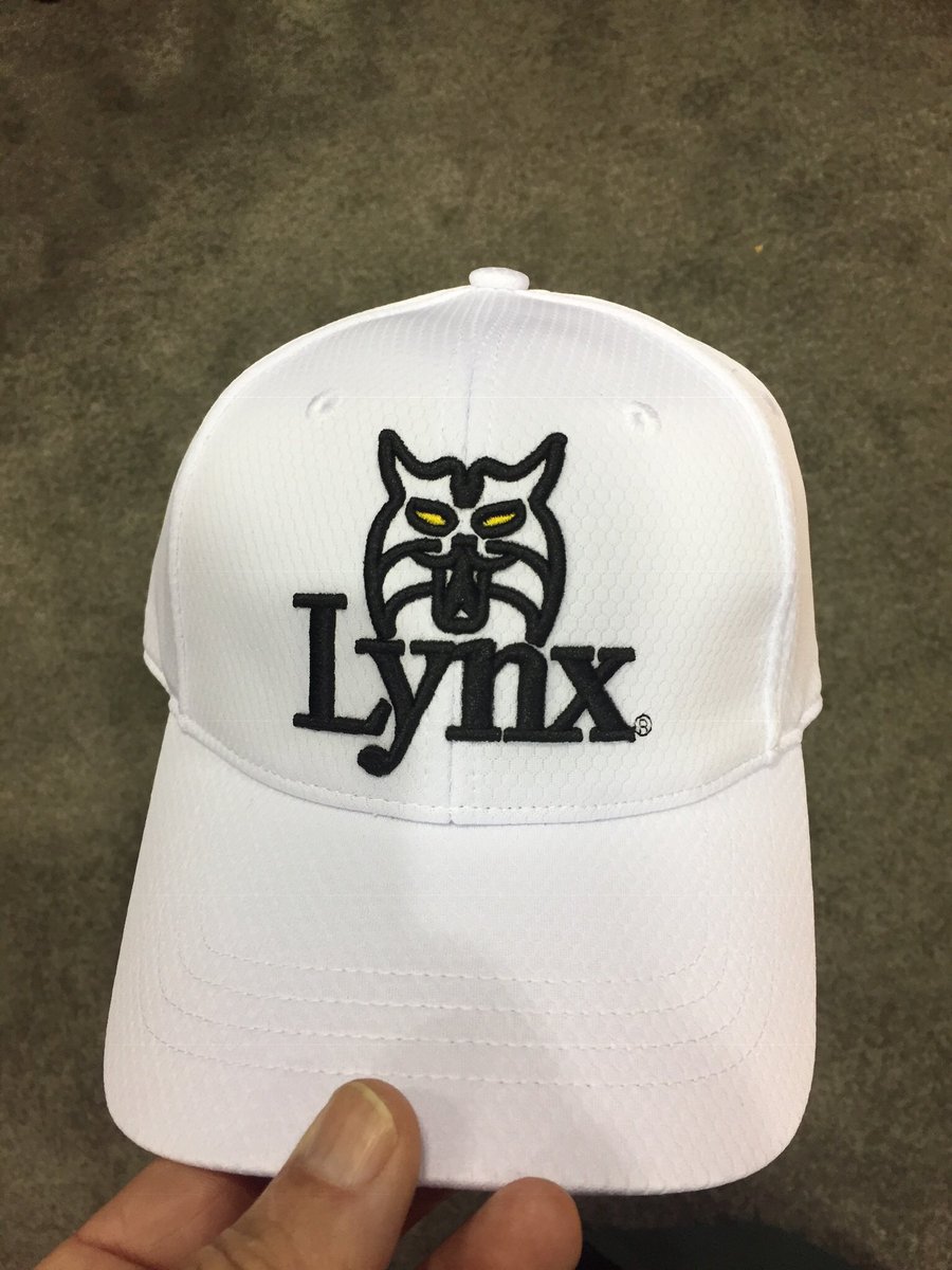 Knightsofgolf1's tweet photo. A Masters Champion and former @LynxGolfUK ambassador’s signature would look good on this. Let’s see what we can do tomorrow @OasisChamp. #switchface #golfinnovation #comebackfred https://t.co/yAfdLRmcbC