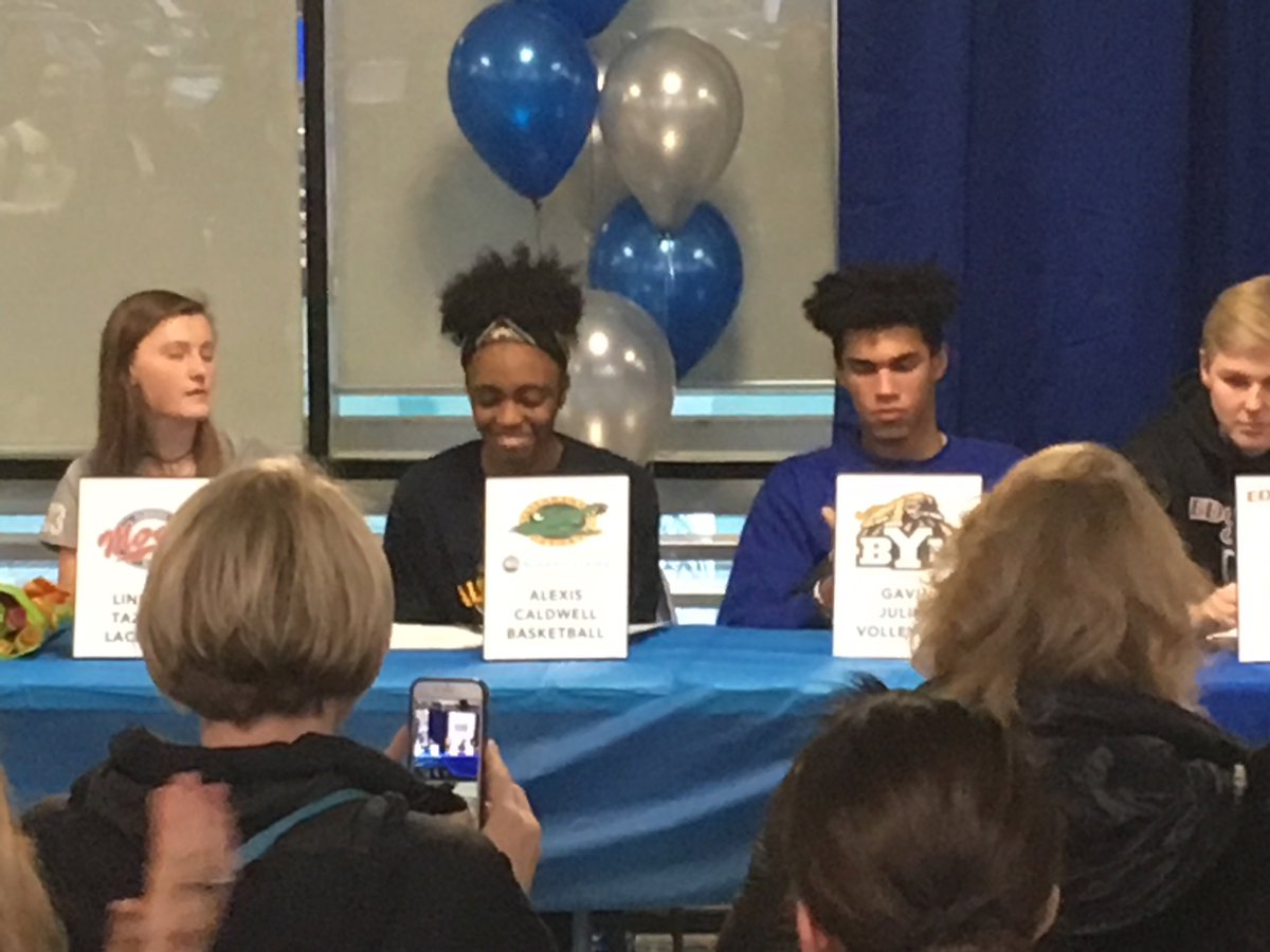 WFB Girls Hoops tweet media
