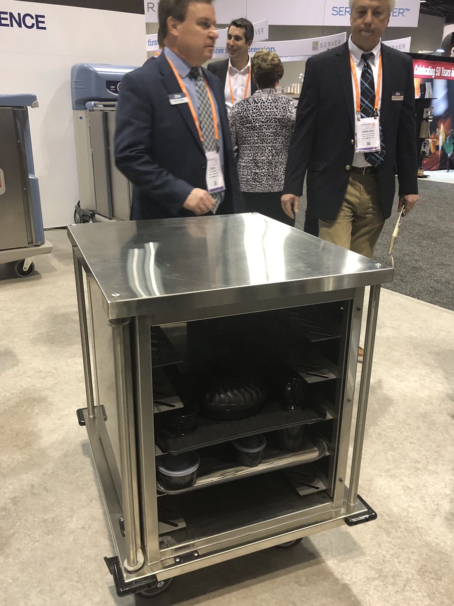 christiewloulou's tweet photo. Starting  @TheNAFEMShow out learning about the 2 NEW Dinex tray delivery carts! @zinkcincy @ZinkFSG #thinkzink2019 https://t.co/NLADI4xDGu