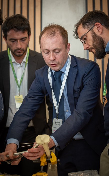 LondonOsteotomy's tweet photo. Everything from hands-on, through live surgery to lively discussion with world-class practitioners. All at #LondonOsteo19 @kneepreserve @expertknee https://t.co/itY9XfxxBt