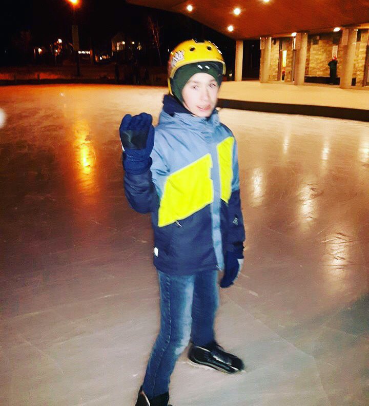 6thDundasScouts's tweet image. Hope everyone’s “enjoying” the ice the last few days... Please note our Scout meeting is canceled tonight due to weather.  See you next week! #iceday #haveaniceday #safescouting… instagram.com/p/BtlZyk0n0I1/…