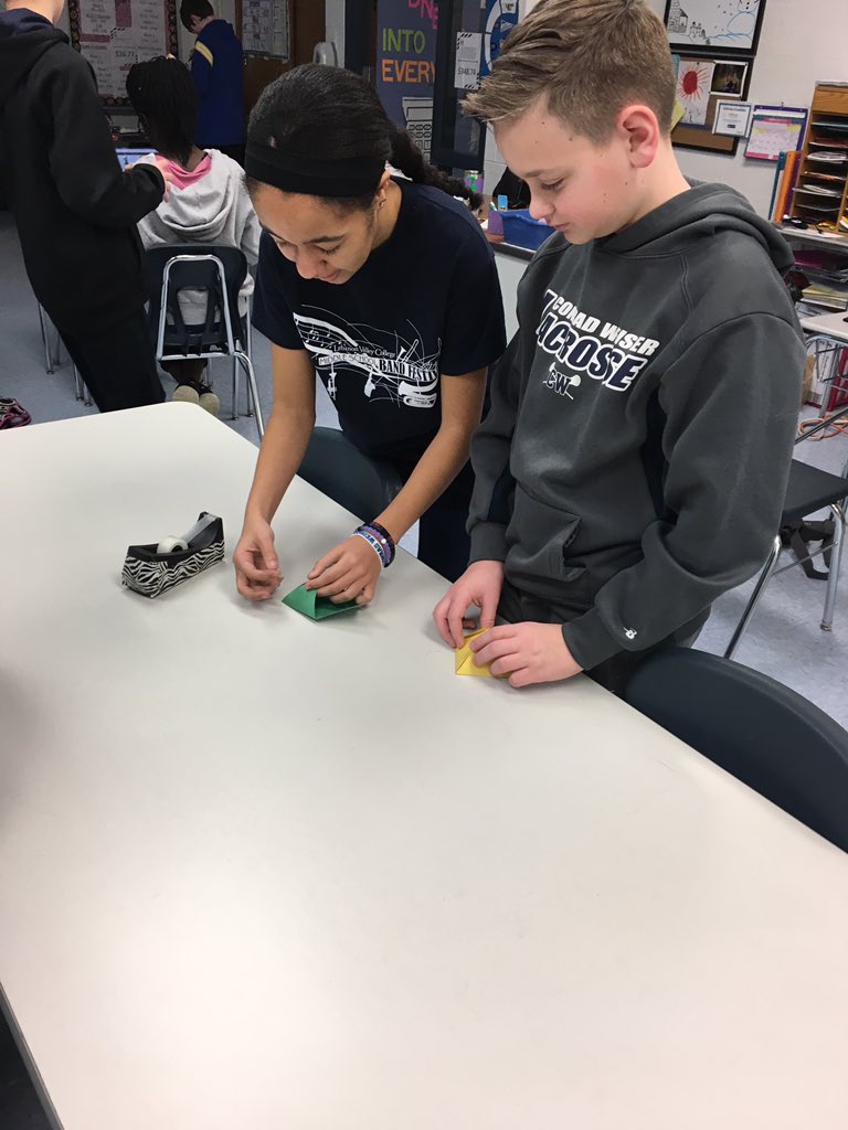 pamela light tweet media