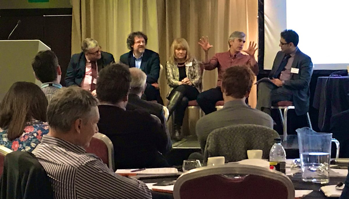 speedupdating's tweet photo. Let’s have an energy system built from the bottom up rather than top down, says @GutoOwenH2 at the #OfgemConference 🏴󠁧󠁢󠁷󠁬󠁳󠁿 calling for more microgrids to serve local communities 

Now that’s #disruptive #decarbonisation https://t.co/nsiqSlyORt