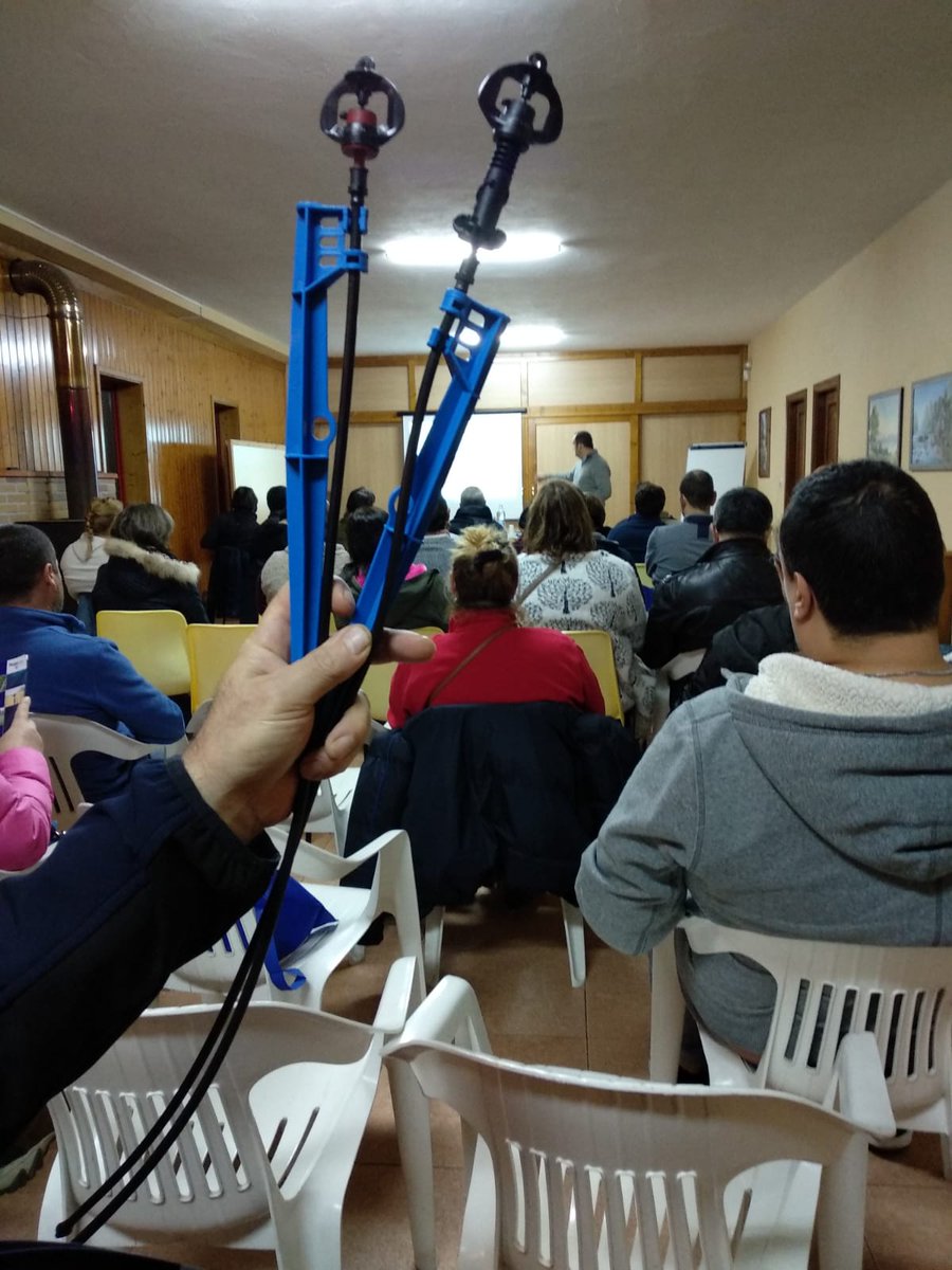 Ayer estuvimos en Cambados (Pontevedra) con los socios de <a href="/Horsalcoop/">Cooperativa Horsal</a> compartiendo nuestras soluciones de aspersión, microaspersión y fertirriego.

Más info. sobre productos de #aspersión y #fertirrigación en Regaber 🖇
ow.ly/MFEA30nCeEU
ow.ly/rjmA30nCeFp