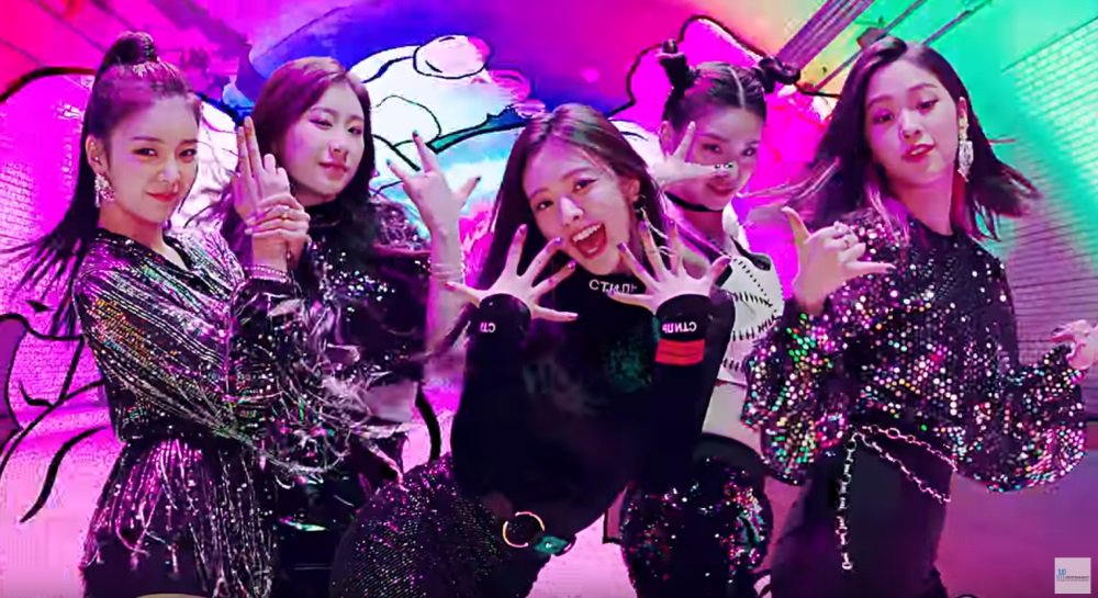 allkpop on X: "ITZY give preview of 'DALLA DALLA' choreography in 2nd MV teaser https://t.co/4DSWfNywMn https://t.co/3zrWVua3F9" / X