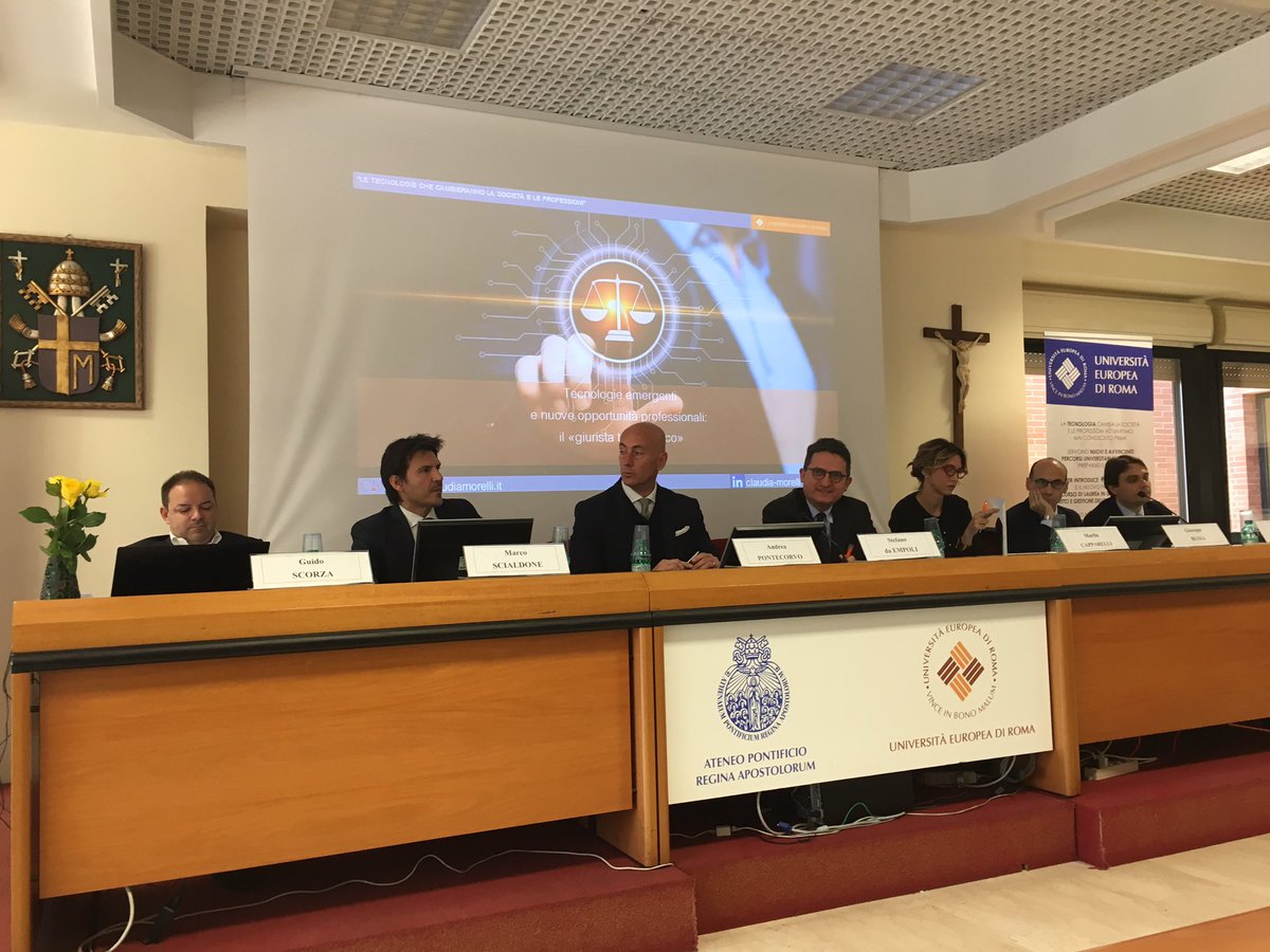 ICompetitivita's tweet photo. “La #blockchain ⛓ è uno strumento efficacissimo per tutelare il Made in Italy 🇮🇹. Il nostro Paese si sta muovendo bene”. Il presidente I-Com @daempoli durante #InnoLawLab all’@UniEuropeaRoma https://t.co/SCgmMlHn7e