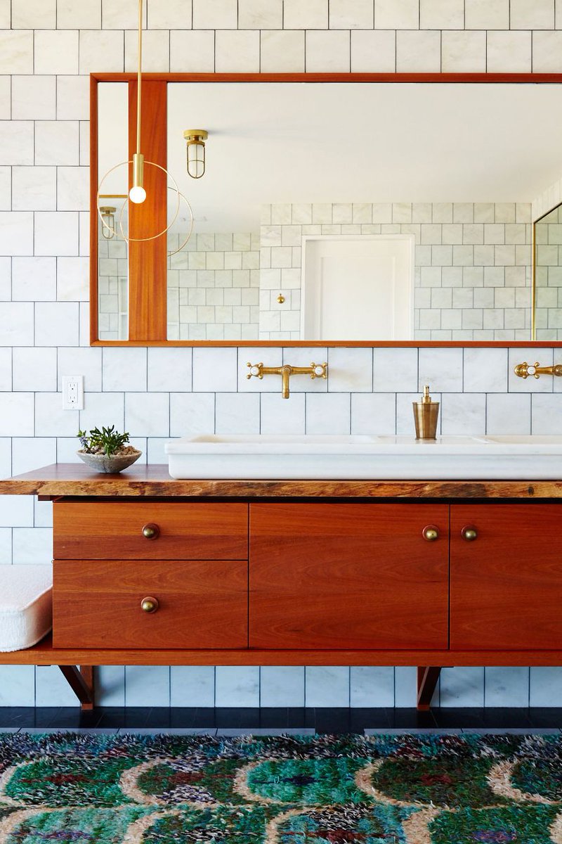 UKTilesDirect's tweet image. These Are The Hottest Trends In Bathrooms For 2019 ow.ly/peEQ30nkatH via @HouseBeautiful #BathroomTiles #BathroomDesign