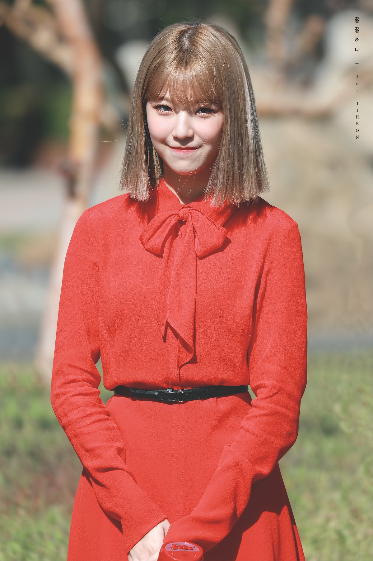 DyzEcMAUcAAn5W2.jpg:large