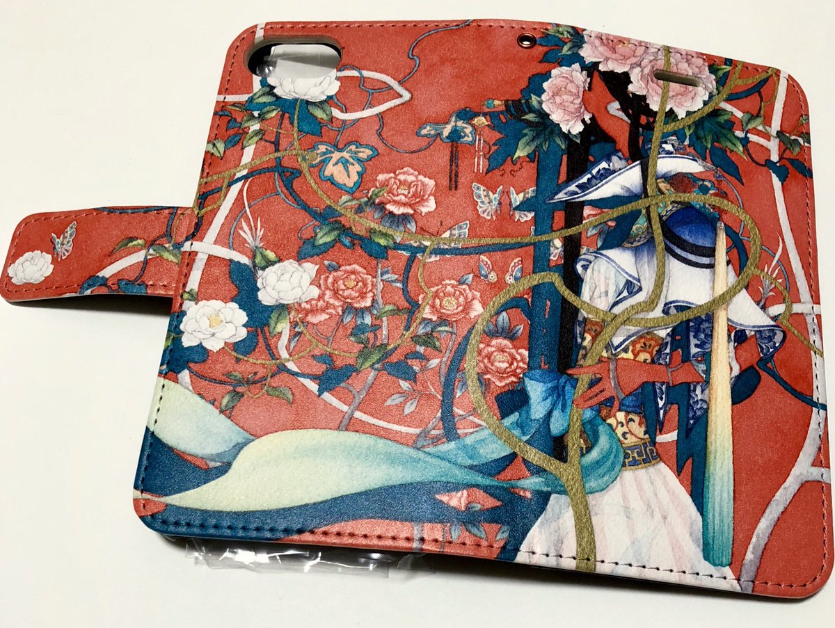 「手帳型スマホケースも作ってみました✨こちらもガルコレに持っていきます! 」|朱華のイラスト