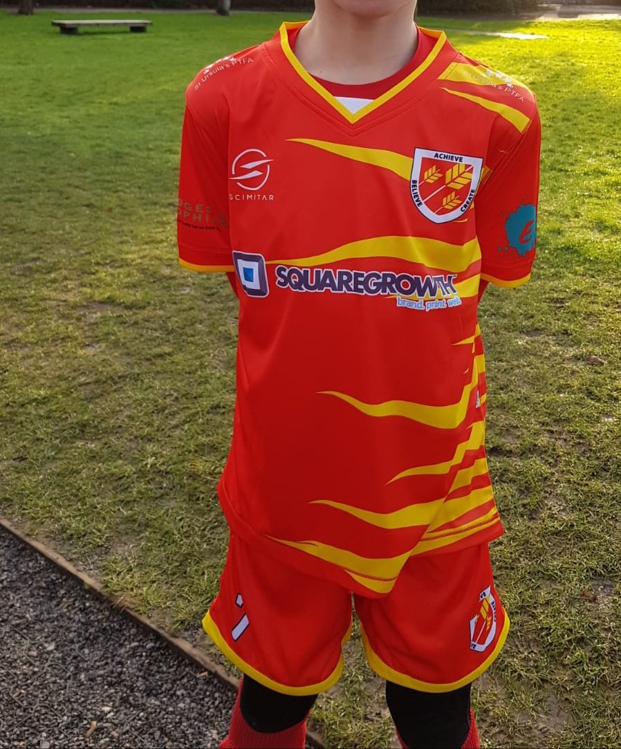 Great to see the #brand new sports kit is live and kicking out on the pitches of North Bristol ! Retweet if you're supportive of upcoming football, netball, hockey or cricket matches in 2019!