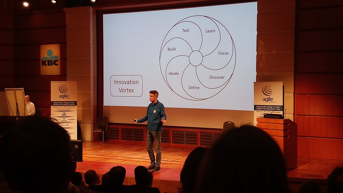 If you want your #innovation framework to be cyclic draw it that way, you are designers, duh! #scabru19 <a href="/jurgenappelo/">Jurgen Appelo</a>
