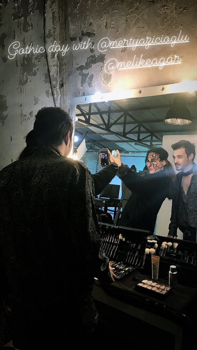 picsmiray1's tweet photo. Waiting 🙏🏻🔥
#BirLitreGözyaşı #Mihan #Cihan #Mahir #MirayDaner #MertYazıcıoğlu https://t.co/j20P1Gy4mS