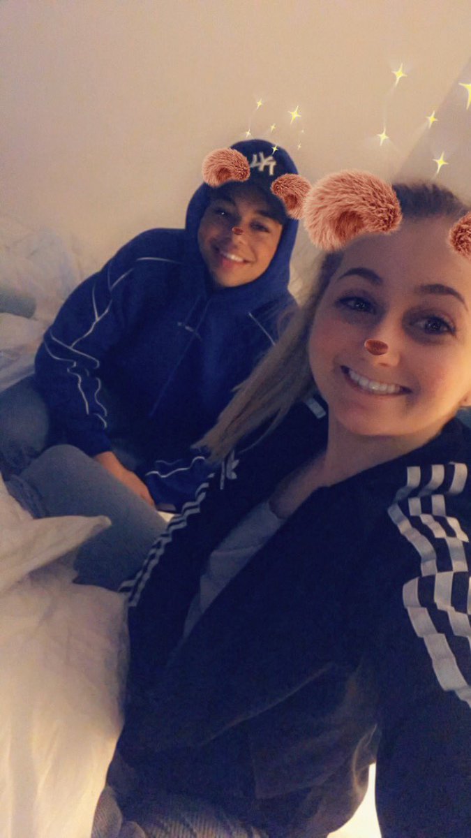 When life aligns perfectly and our two grads performing in Germany manage to have a speedy catch up in Frankfurt !! 💜✨ <a href="/miles_paloma/">Miles Paloma</a> <a href="/EmiliaLouise22/">Emilia Louise Muncey</a> 🇩🇪 🇩🇪🇩🇪