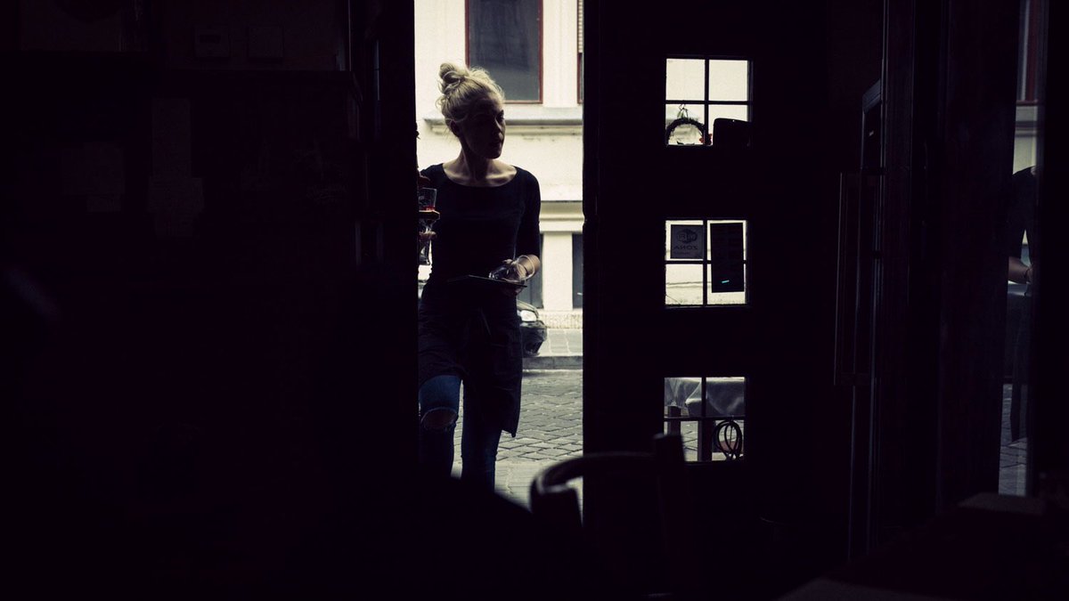 AndBirra's tweet photo. “The true #mystery of the #world is the #visible, not the #invisible”
•
•
•
#budapestexperience #thisisbudapest #topbudapestphoto #budapesthungary #budapeststreets #canon6dmarkii #travel #girl #blonde #waitress #picoftheday #travel #wanderlust #citylife #vsco #vscofilm https://t.co/skYoSefNJi