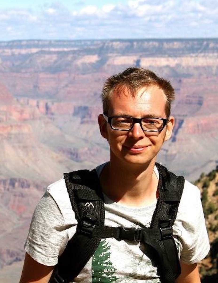 Wil jij net als Andy werken in een jong, dynamisch en groeiend team? 🙂
Kom hier te weten waarom Andy koos voor Optis.
blog.optis.be/maak-kennis-me…