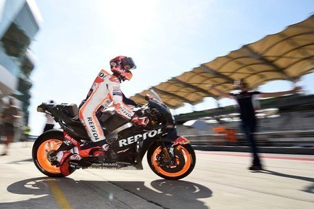 #MotoGP: #Marquez silences injury doubts by topping Sepang test sco.lt/5gdCUb
