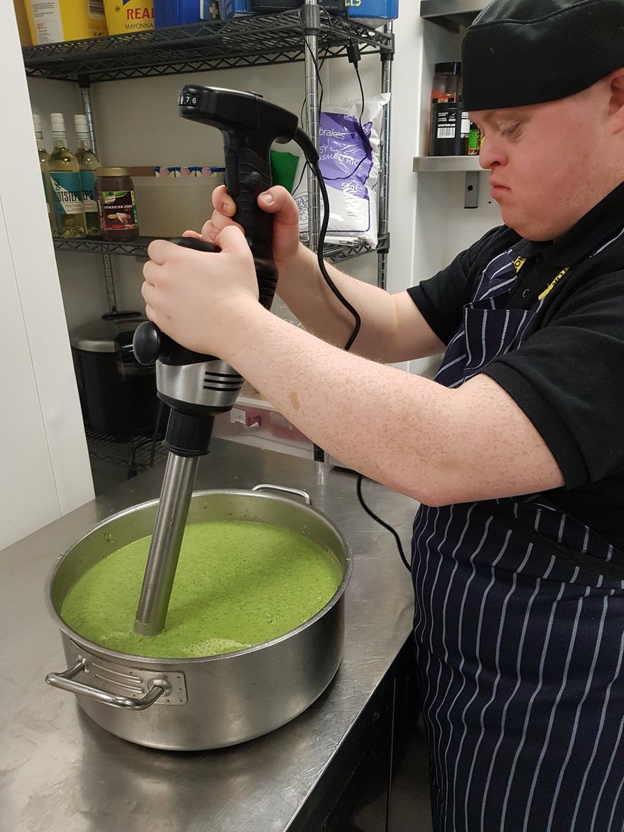 unityworks_'s tweet photo. Just in time for lunch, here’s @unitykitchen  apprentice Harry preparing some delicious pea and broccoli soup!

#socialenterprises #unitykitchen https://t.co/H94jaxjopp