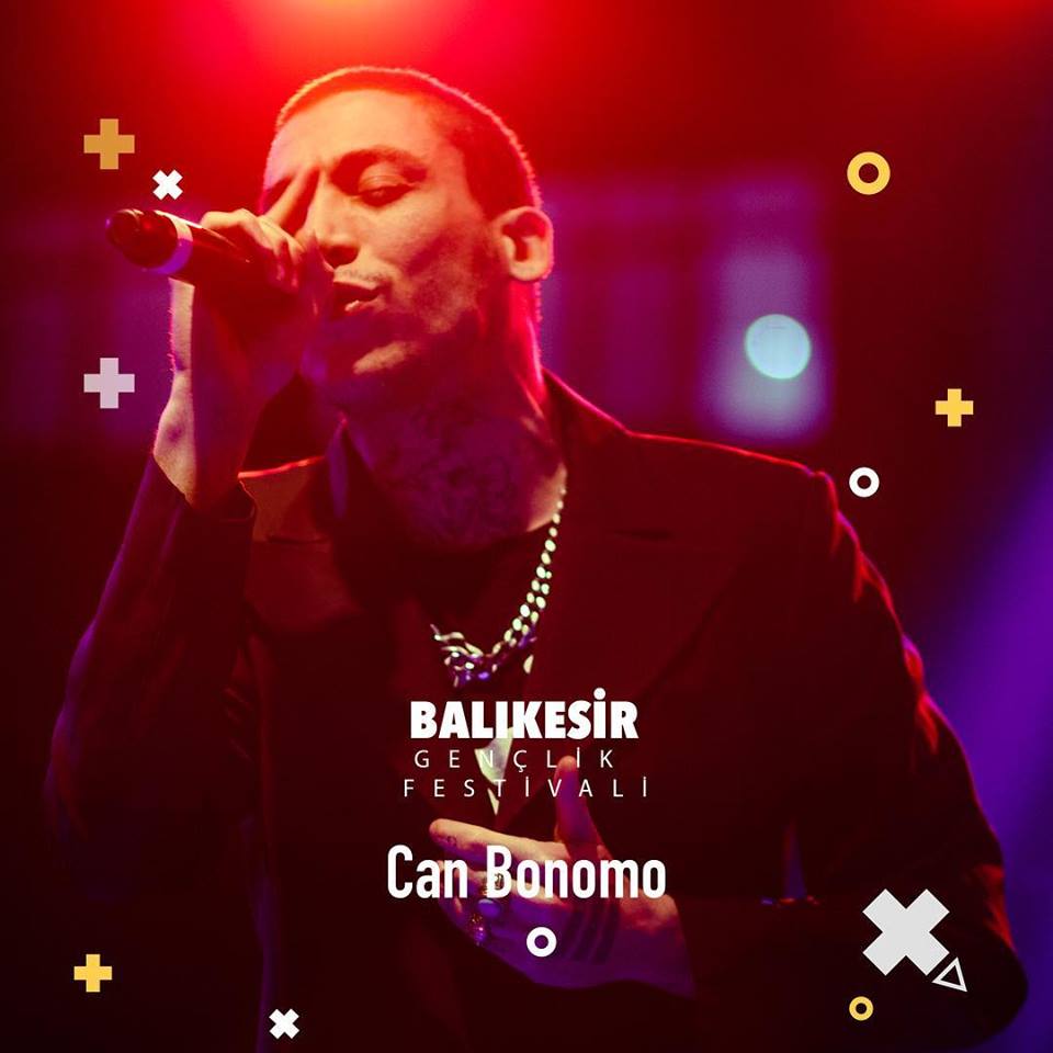 Festivalde sahne alacak bir diğer isim de Sevgili <a href="/canbonomo/">Can Bonomo</a> 👊🏻 #Balıkesir #BalıkesirGençlikFestivali #AvluKongreveKültürMerkezi