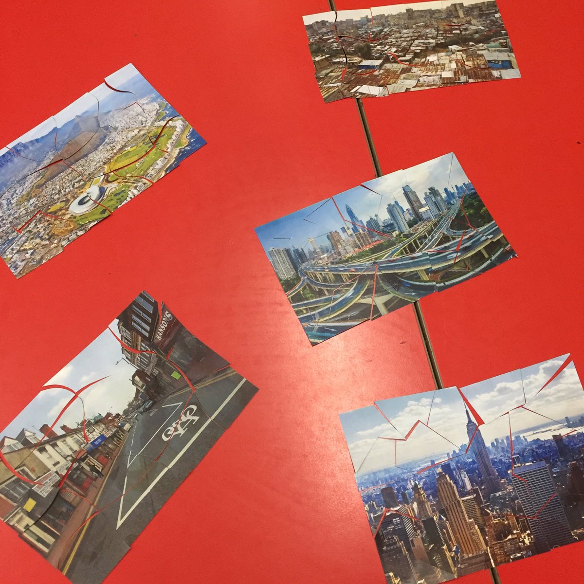 leathergeog's tweet photo. Puzzles worked a treat to generate initial discussions around Urban Issues and Challenges 🧩 Thanks to ⁦@UoB_Geography for the idea! https://t.co/BmtABZQV2J