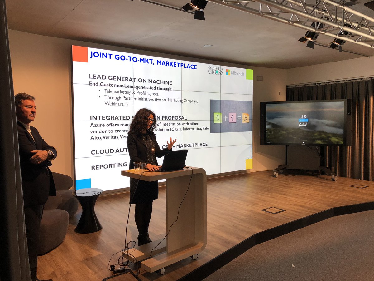 MarcoLorux's tweet photo. “Mettiamo insieme servizi gestiti ed eventi ad hoc per i vostri utenti finali. Il programma #gosaas @ComputerGross costruisce una triangolazione di valore con partner e @microsoftitalia e la mette al servizio del mercato” #silviarestelli #azuregosaas https://t.co/mu6D9I9XWG