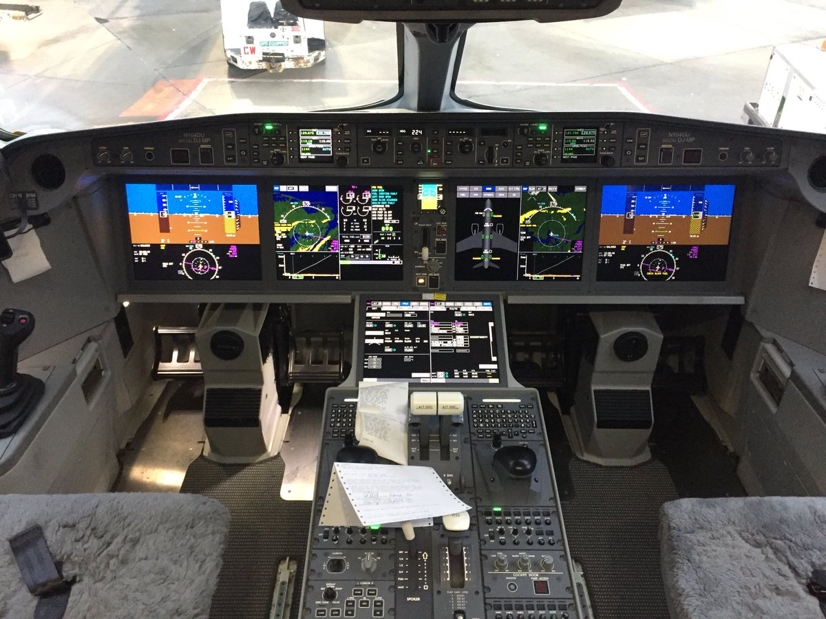 AirlineGeeks's tweet photo. Welcome onboard Delta’s 2nd A220 inaugural flight which will be taking us down to @DFWAirport this morning! @Delta #FirstFlightClub #DLA220 https://t.co/ZWBwh1c65n