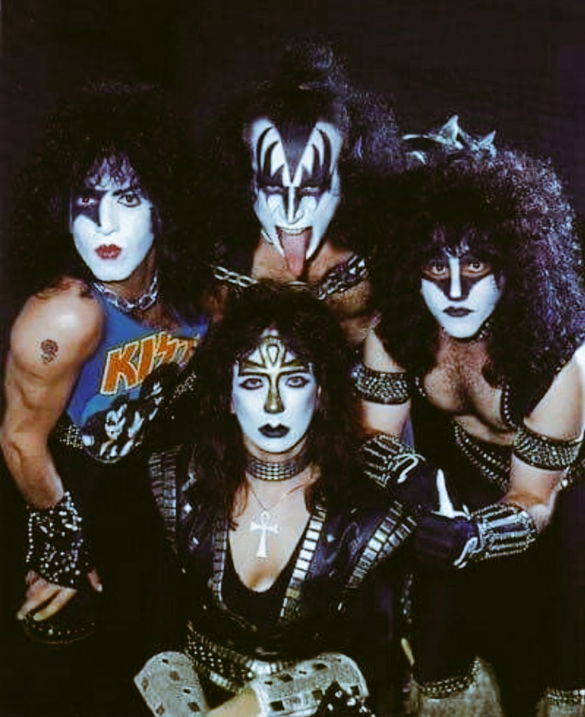 millthekiss's tweet photo. 1982 https://t.co/dYjDfWtuEZ