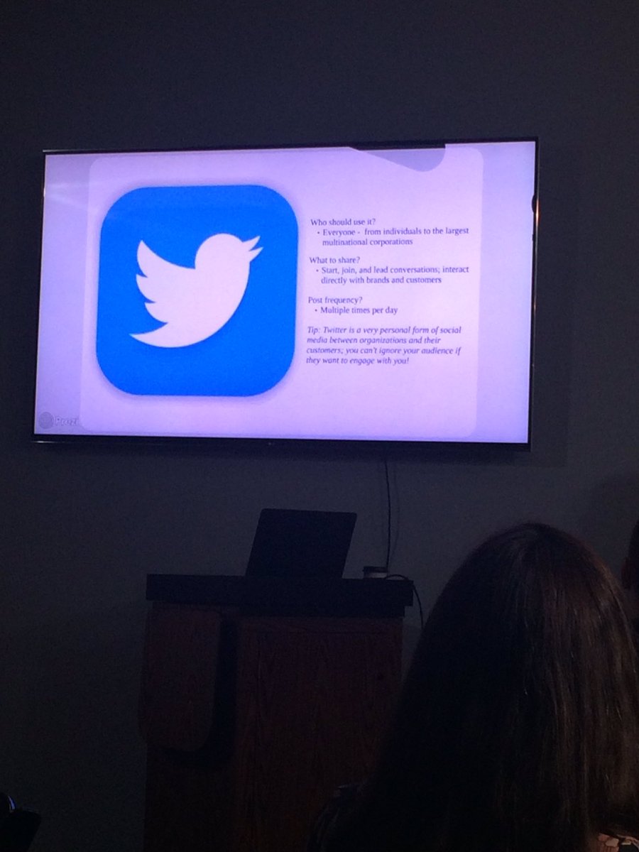 ConwaySymphony's tweet photo. Tweeting about twitter, that's so meta! @ucaoutreach https://t.co/3RInwBSrP6