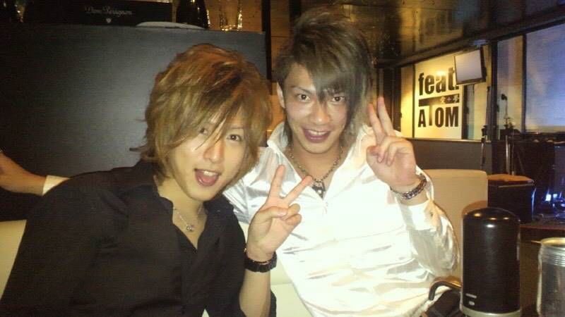 atomgroup_alpha's tweet image. あと10日で
矢吹龍真代表ラストイベント

ミナミにいる人
代表を知ってる人

ご来店お待ちしております。

#大阪
#ミナミ
#宗右衛門町
#アルファ
#ホストするならアトムグループ
#そうだアトムいこう
#代表
#ラスト
#イベント
#シャンパン
#ドンペリ
#アルマンド