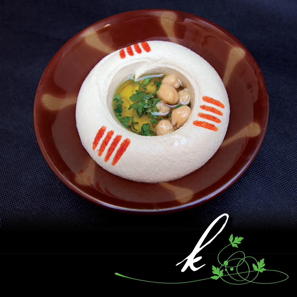 RestKarakala's tweet photo. Avuí i com cada dia tenim el nuestro #hummus a la carta i al nostre menú del dia. Nuestra xef Pat té un secret molt especial per la seva preparació. No t’ho pensis més i vine a gaudir-ho! #cuinalibanesa #tradicional  #contemporanea #cocinafusion #veganfood #vegetarianfood https://t.co/IRhR4jxYkZ