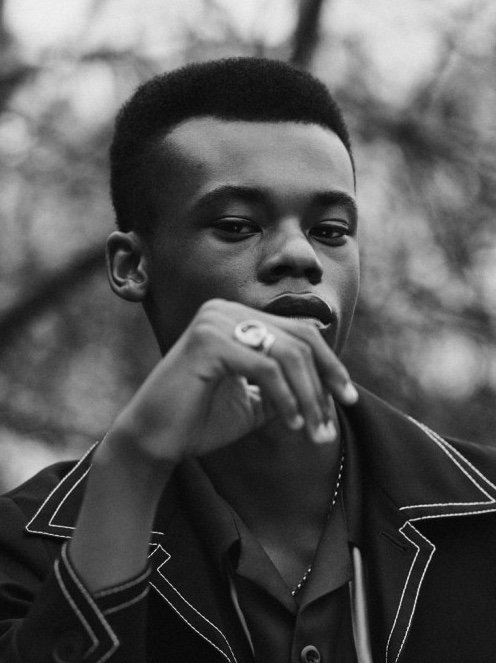 Grooming by <a href="/bjornkrischker/">Bjorn Krischker</a> for Alvar Magazine | Photography by Daniel Fraser